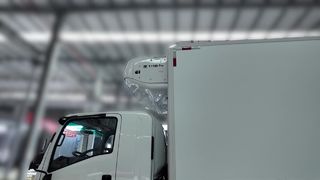 QINGLING ISUZU 700P 트럭에 설치된 T-1180Pro THERMO KING 냉동 장치 설치 효과